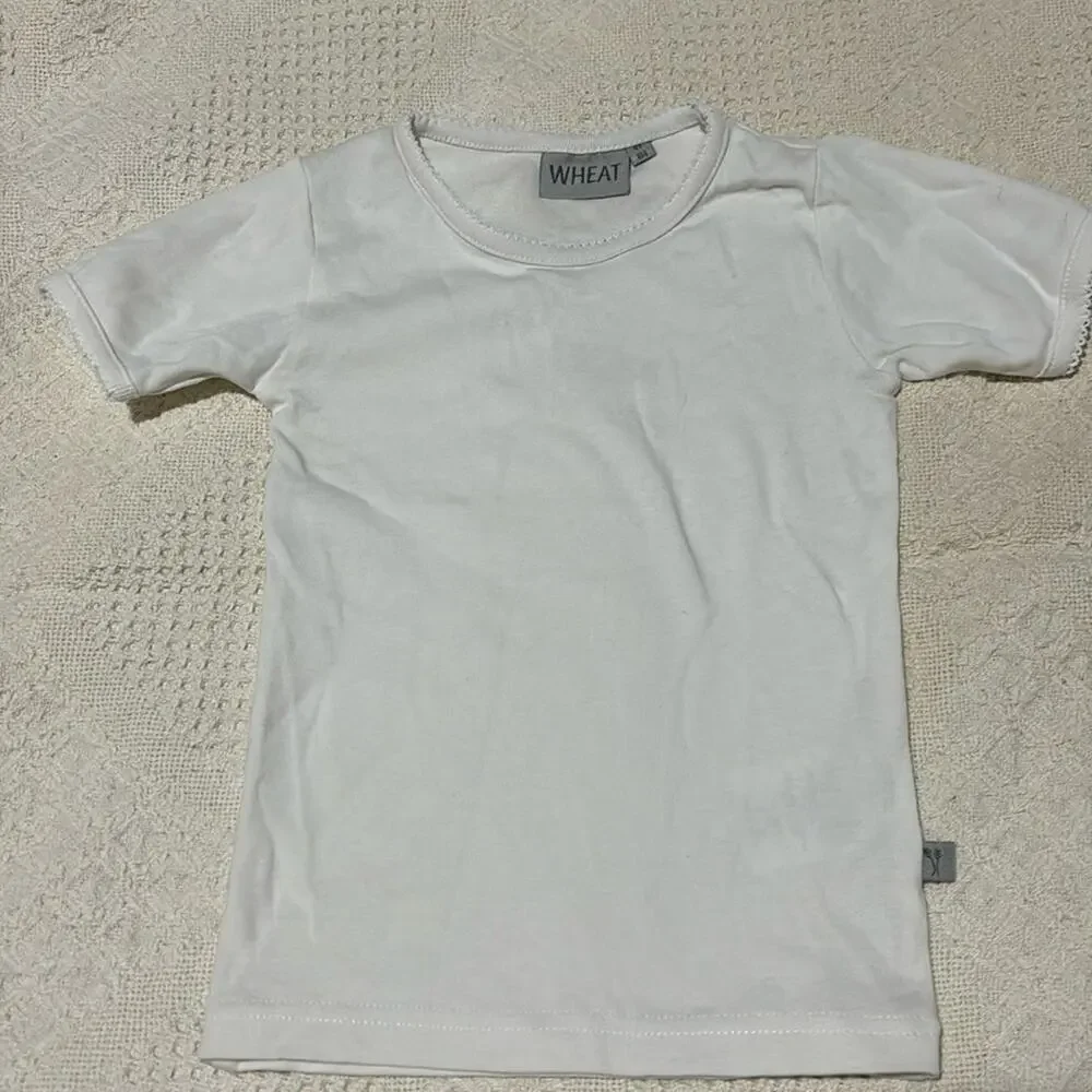 Wheat 4 white cotton short sleeve 💯 cotton t shirt worn once like new euc